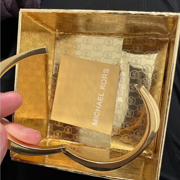 Michael Kors Gold Bracelet - Picture 3 of 3